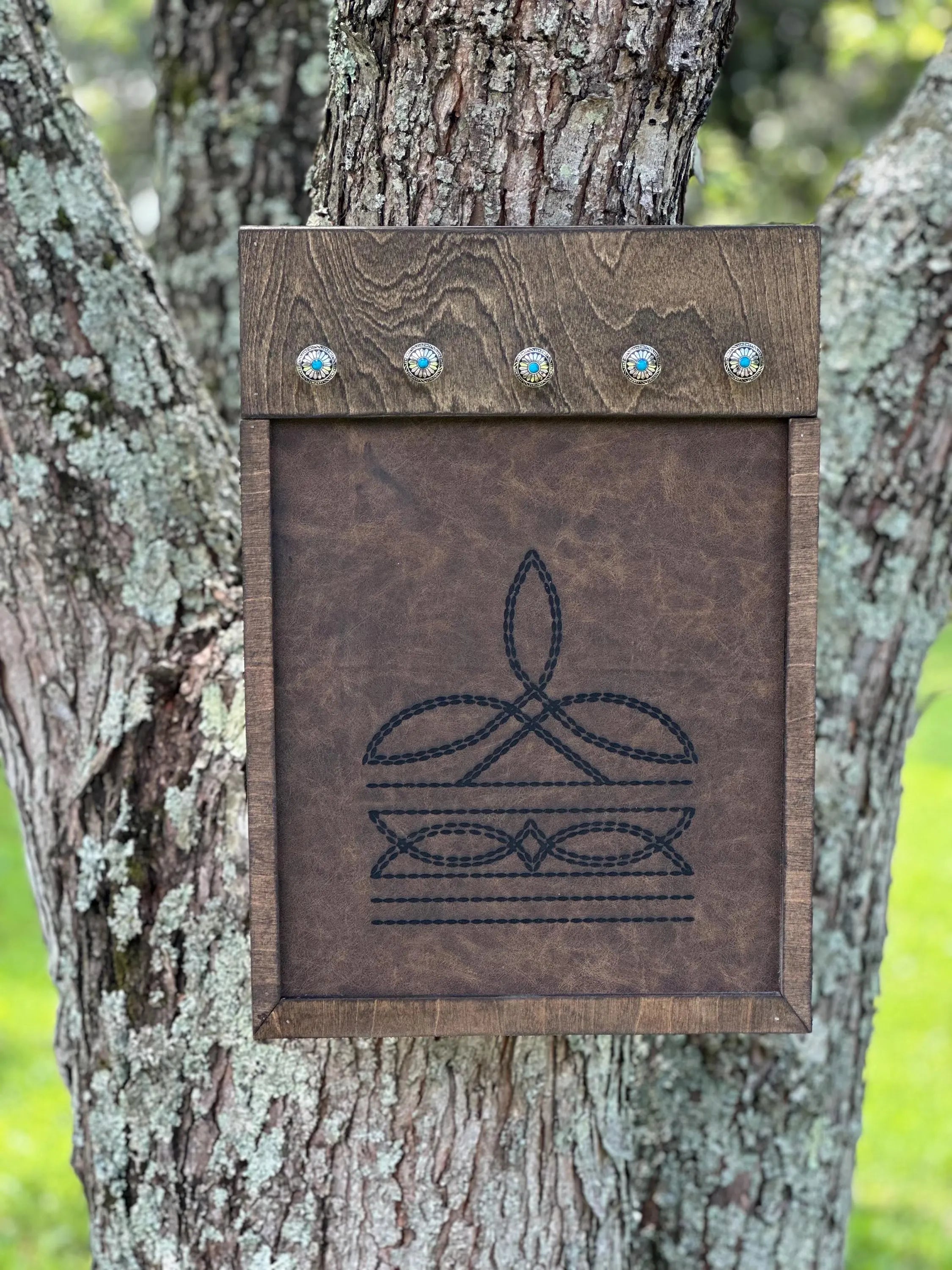 Western jewelry holder with Conchos